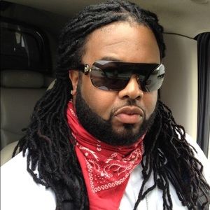 Meet your Posher, Bruce